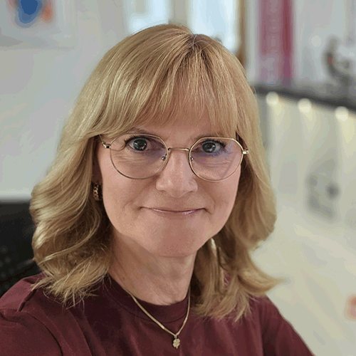 https://hahn-zahnarzt.de/content/2-team/team_1_angela_hahn.png